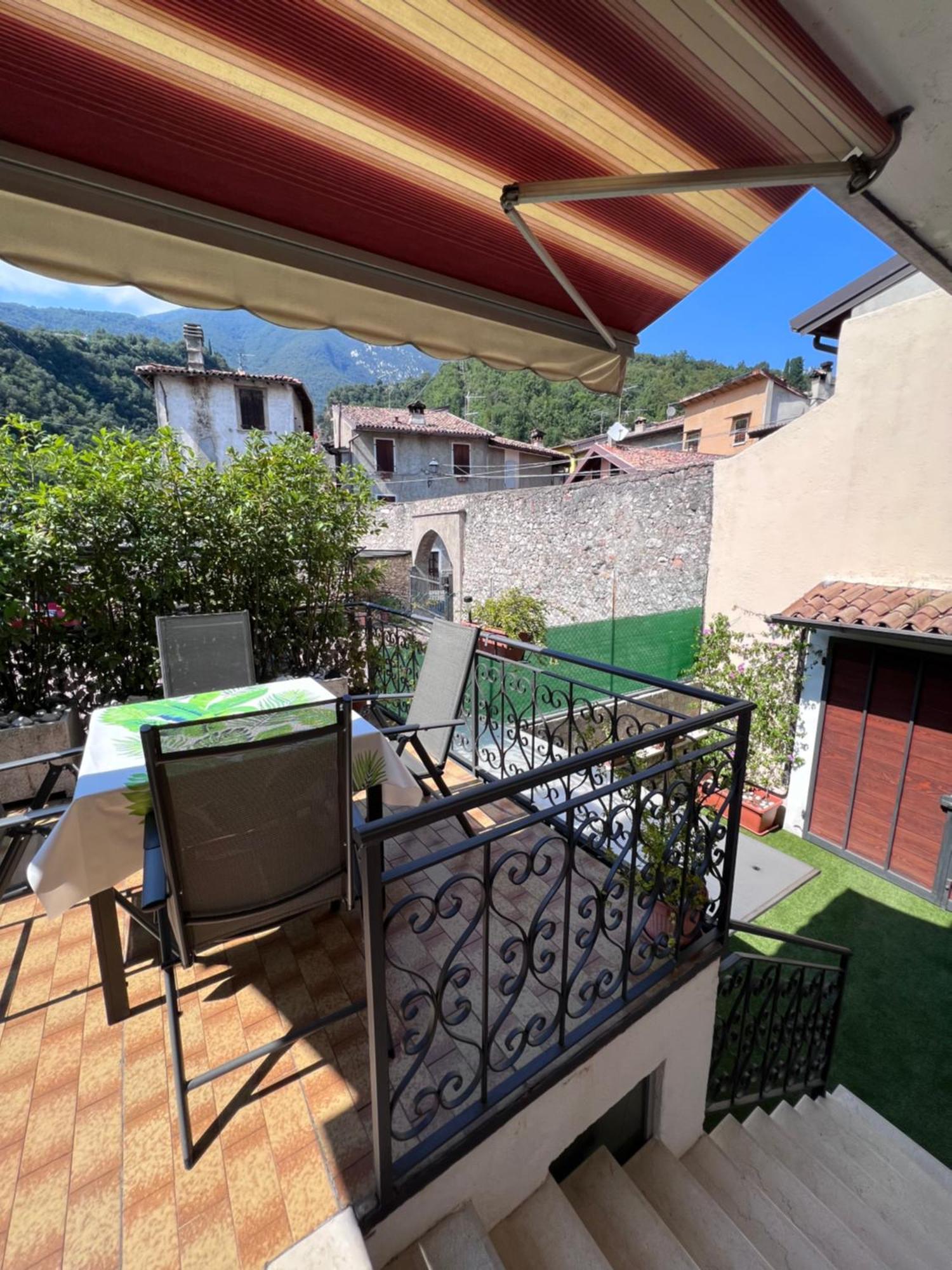 Casa Caterina 2 Storey House, With A Mountain View Toscolano-Maderno Exterior foto